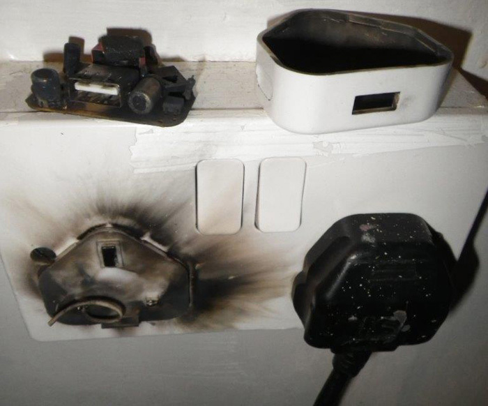 Electrical fire sfaety Burns socket
